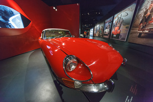 Jagaur (Diabolik's car se fosse nera)