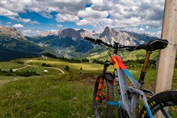 E-MTB All-Mountain Enduro 2018