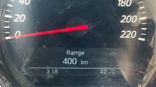 42°